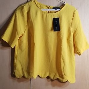 New Look Scalloped Hem Short Sleeve Top